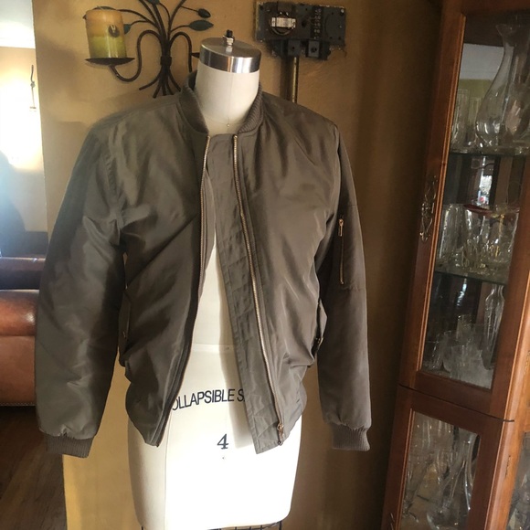 Jacket - Picture 1 of 2